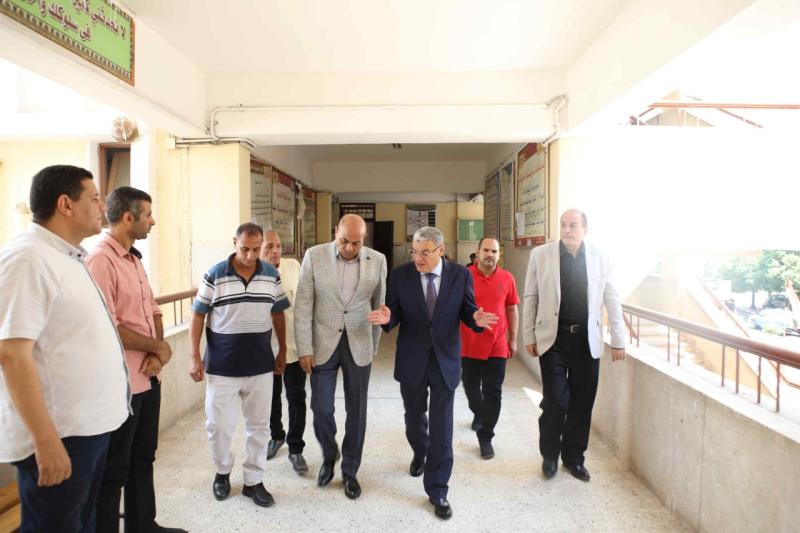 محافظ المنيا يتابع امتحانات الدور الثاني لشهادة الثانوية العامة