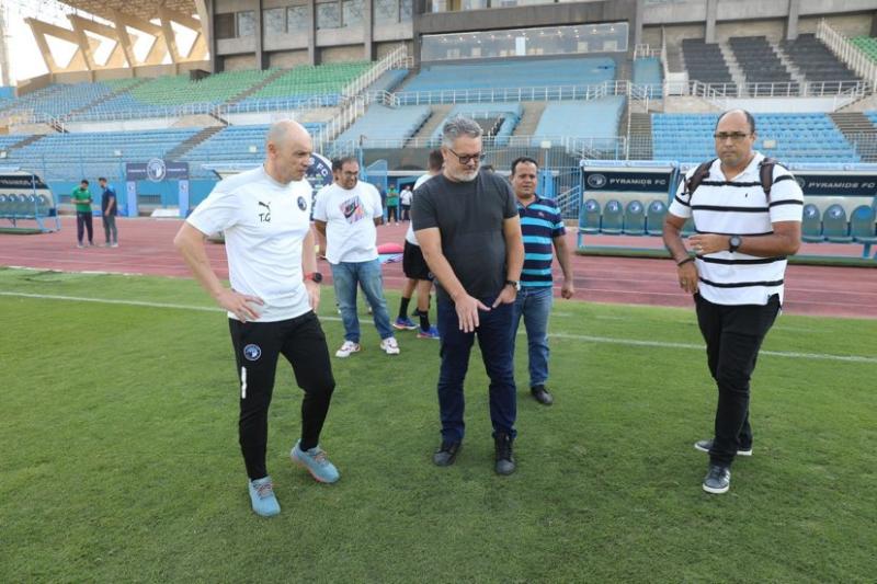  ميكالي يزور نادي بيراميدز