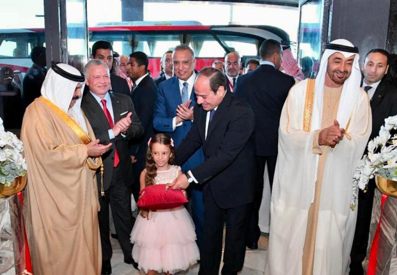 القادة خلال الجولة 