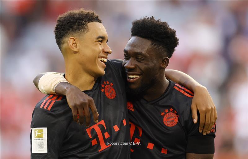 موسيالا وديفيز
