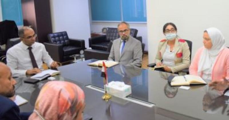 لقاء نائب وزير الإسكان مع ممثلي البنك الدولي