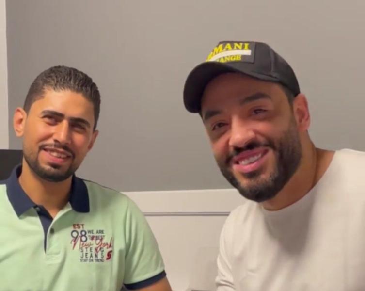 رامي جمال والمطرب النقاش
