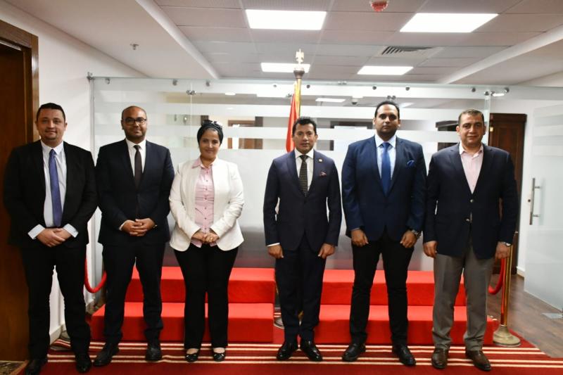 وزير الشباب والرياضة يلتقي رئيس الألعاب الترفيهية لمناقشة خطة الاتحاد الفترة المقبلة