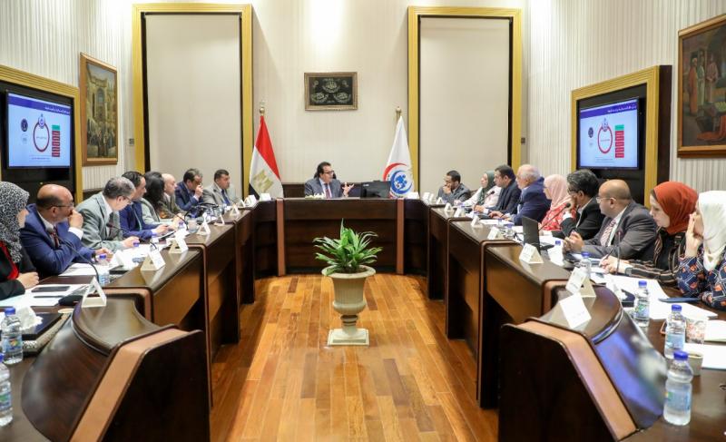 عبدالغفار وزير الصحة