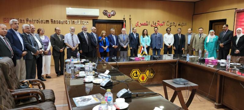 خلال توقيع الاتفاقية 