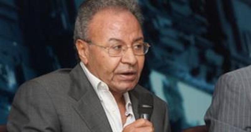 الدكتور فوزي فهمي