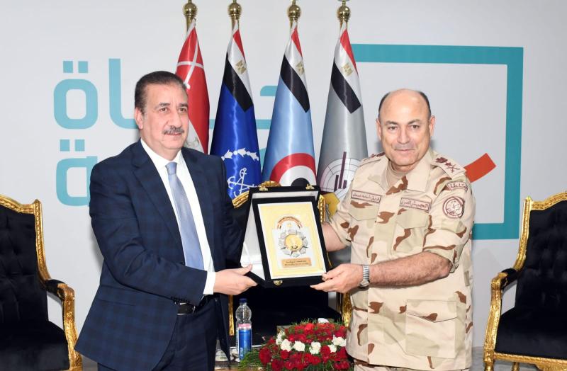 الفريق أسامة عسكر  و محافظ المنوفية