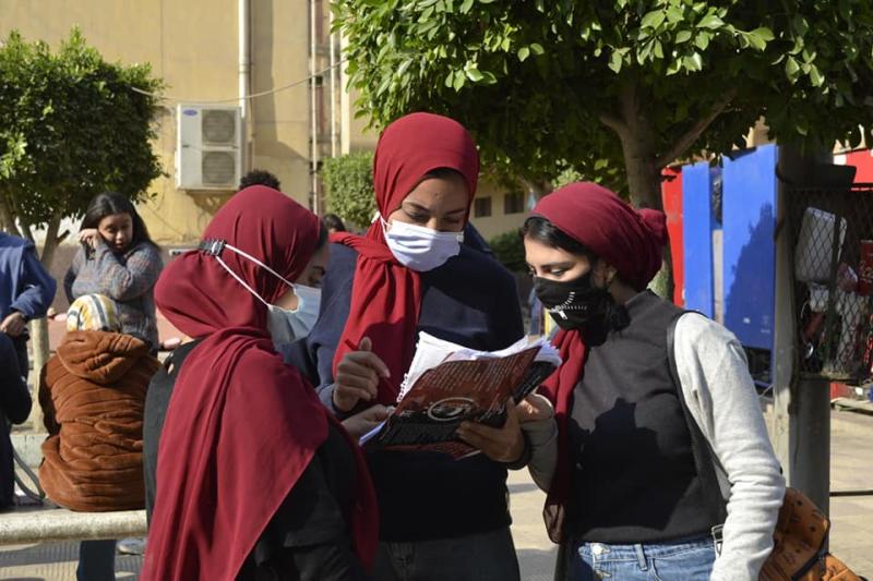 طلاب
