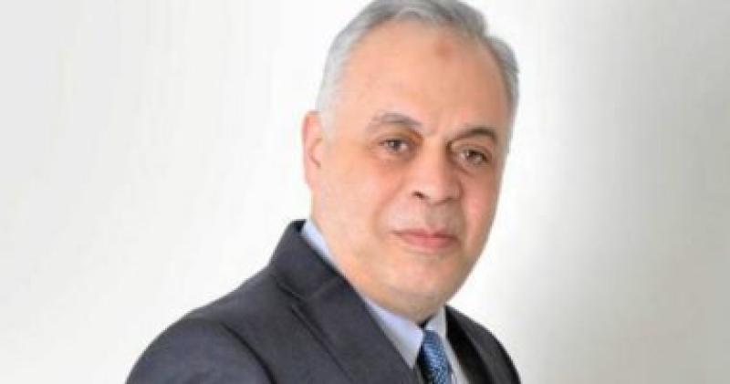 الدكتور أشرف زكى نقيب المهن التمثيلية