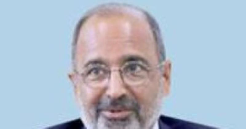 الباكستانى عمران رضا