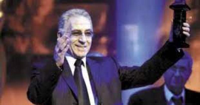 المخرج علي عبد الخالق ومحمود عبد العزيز