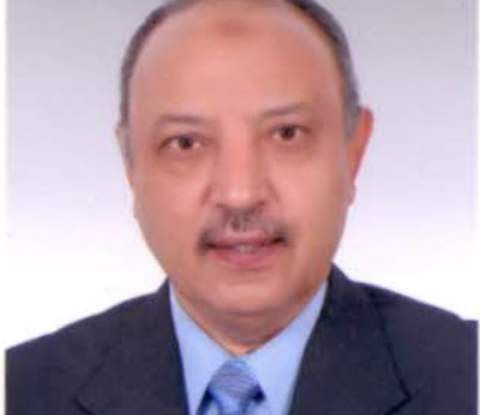 عميد معهد طيبة العالى للهندسة