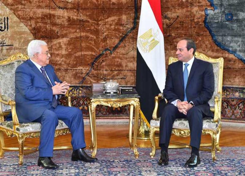 الرئيس عبد الفتاح السيسى و أبو مازن-أرشيفية
