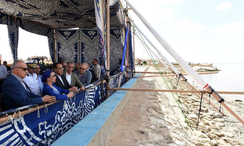 خلال الجولة