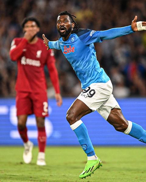 ليفربول ونابولي 