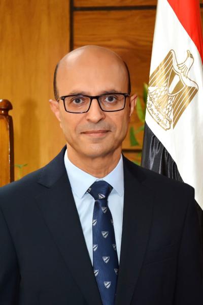 رئيس جامعة أسيوط  