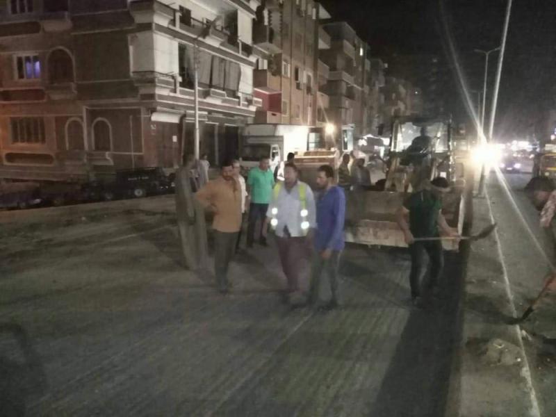  اعمال رصف ورفع كفاءة طريق أسيوط/سوهاج الزراعي بنطاق مدينة أبوتيج