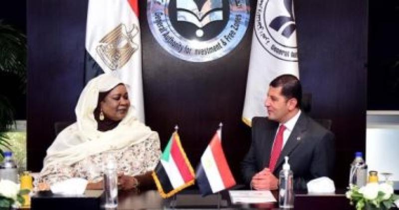 رئيس هيئة الاستثمار يبحث مع وزيرة الاستثمار السودانية أوجه التعاون المشترك