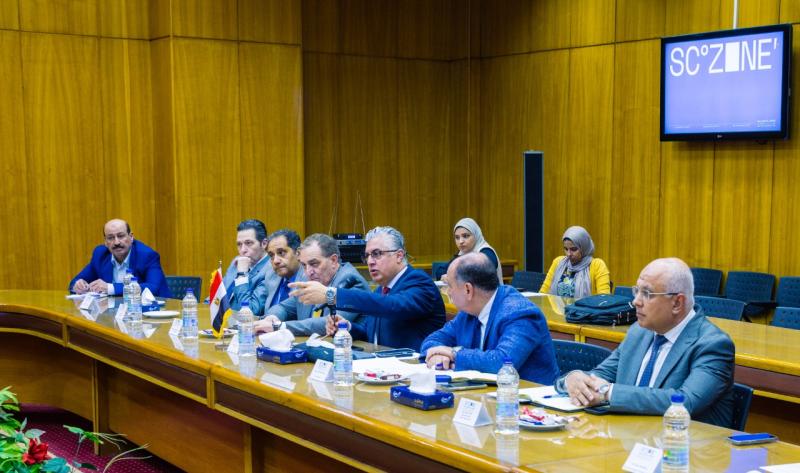 السويس: جلسة عمل مع سكاتك النرويجية لمتابعة التعاون المشترك في مشروع الوقود الأخضر