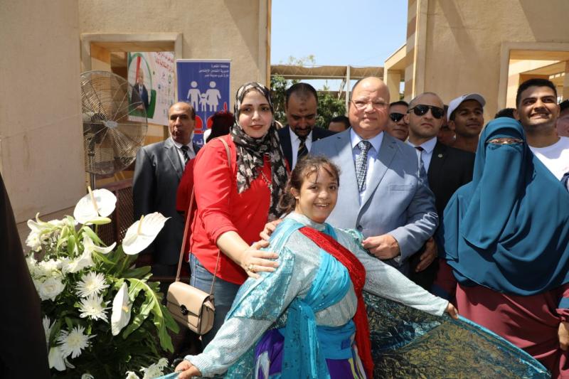 محافظ القاهرة يشارك في تدشين برنامج التمكين الاقتصادي