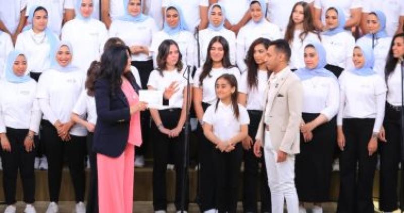  كورال روح الشرق