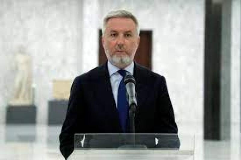 وزير الدفاع الإيطالي لورنزو جويريني