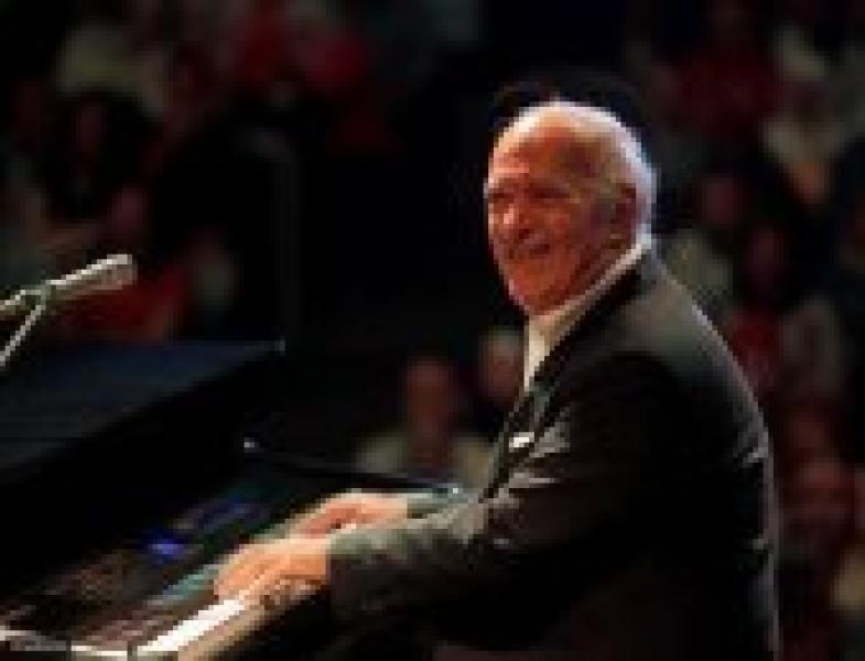 عمر خيرت  