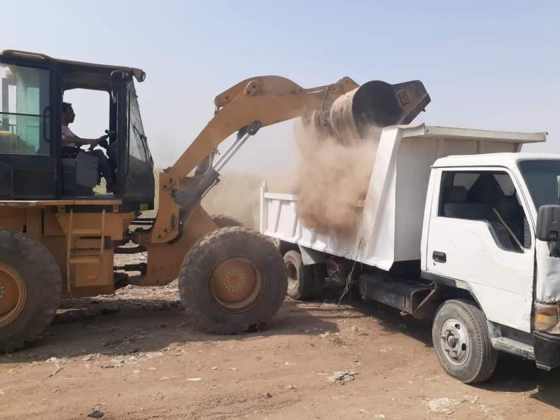  دعم منظومة النظافة بمركز ملوى بمعدات وأدوات حديثة