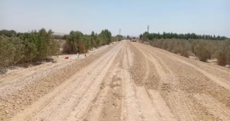 تطوير طريق ترعة كمبو أمبو بأطفيح