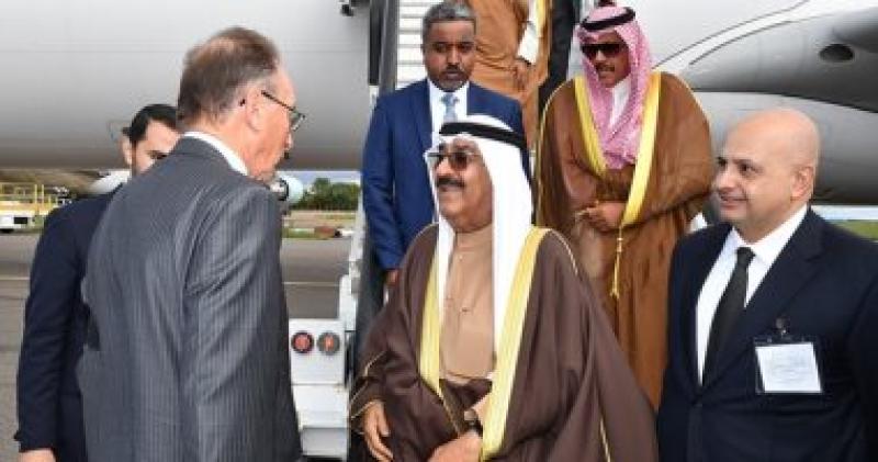 ولي عهد الكويت الشيخ مشعل الأحمد يصل لندن