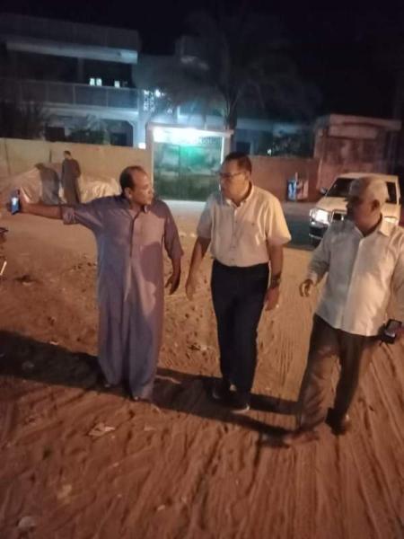 محافظ الشرقية يتفقد شوارع قريتي بحطيط والحلمية في أبو حماد