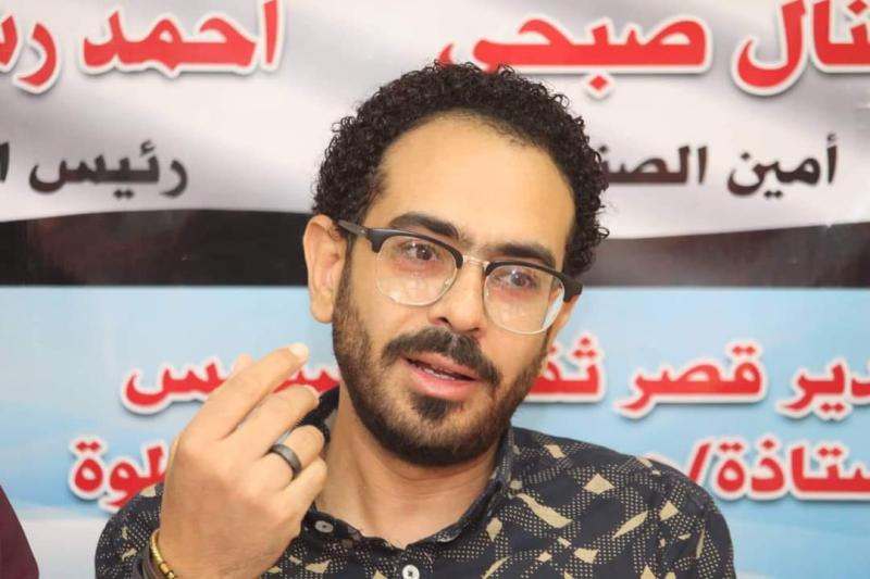ثقافة السويس تشارك رابطة الزجالين لإحياء ذكرى الفنان عاطف سالم