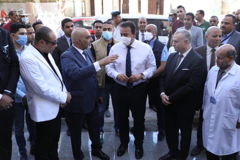 جولة بمستشفيات أسيوط.. أرشيف 