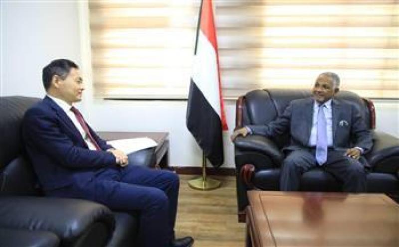 وكيل خارجية السودان والمبعوث الصيني