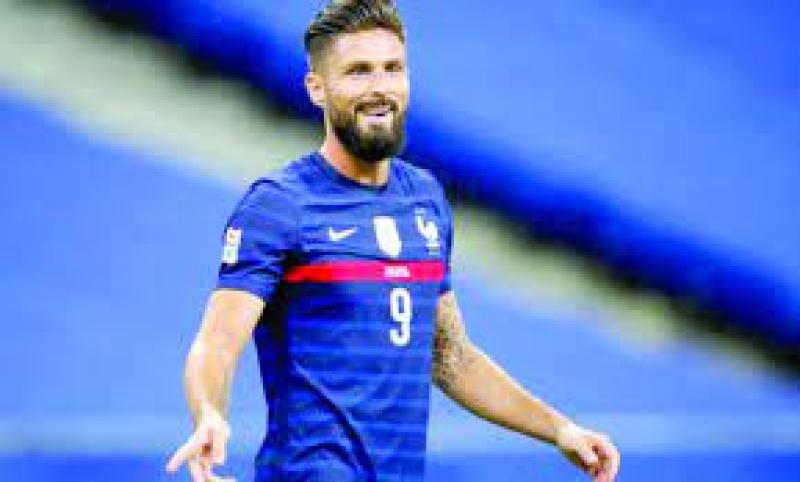 أوليفيه جيرو مهاجم منتخب فرنسا
