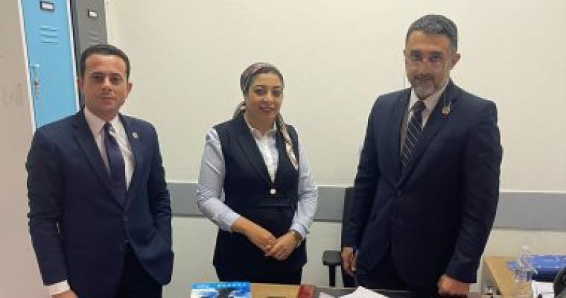 جمارك مطار القاهرة الدولي