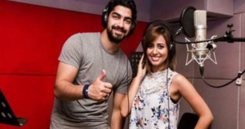   رنا سماحة ومينا عطا  
