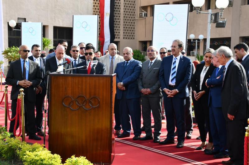 وزير الرياضة ورئيس اللجنة الاوليمبية