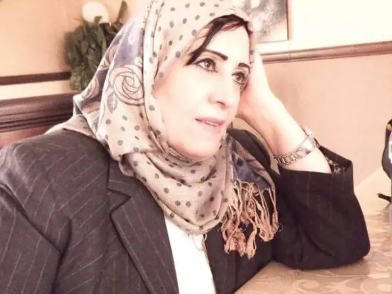 الكاتبة الصحفية أمال ربيع