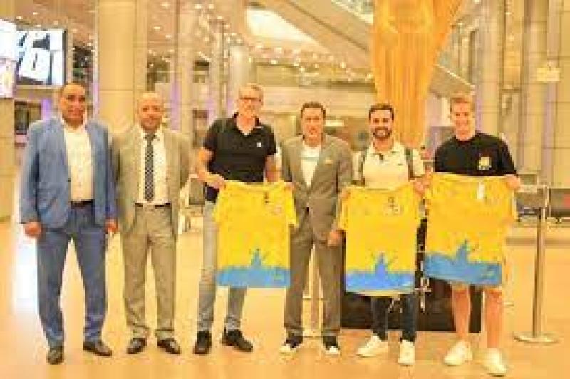 خالد زين نائب رئيس الإسماعيلي مع الإسباني جاريدو