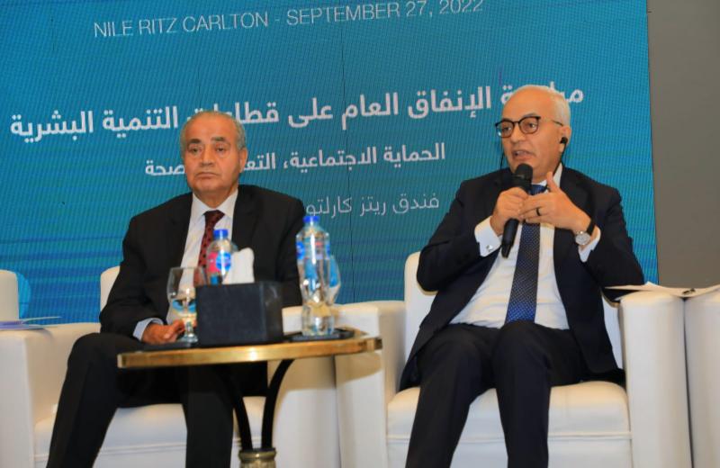  الدكتور رضا حجازى