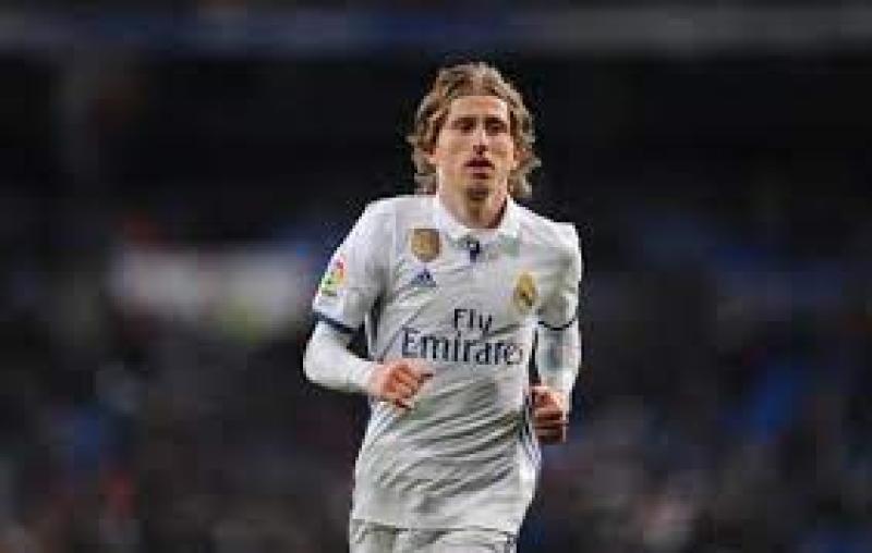 الكرواتي لوكا مودريتش لاعب ريال مدريد