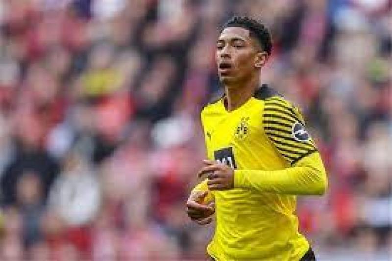 جود بيلينجهام نجم بوروسيا دورتموند