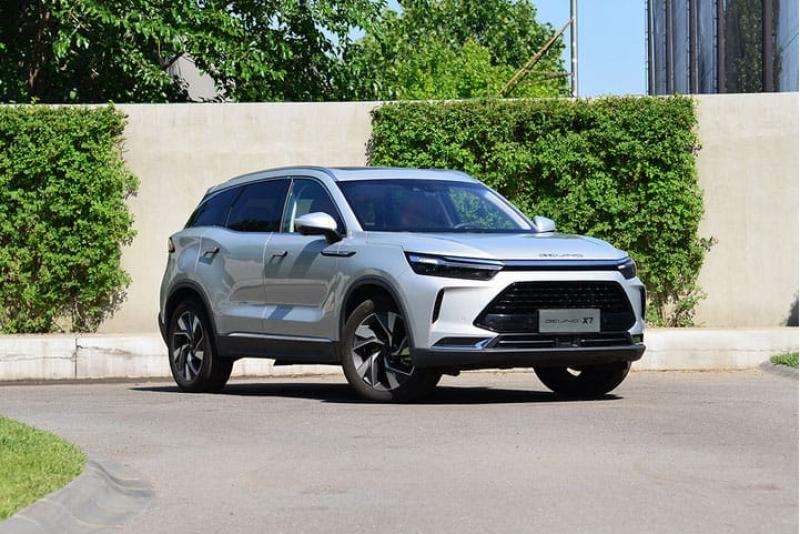 سيارات BAIC