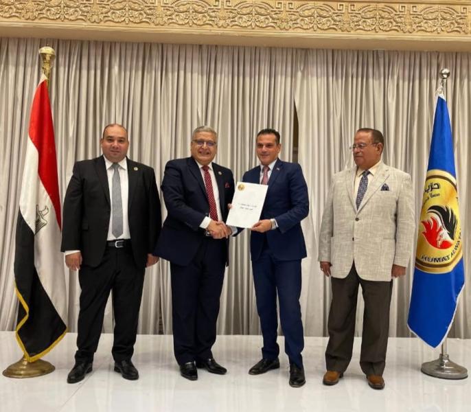 هيثم زاد الدين مسؤول امانة العمال بحزب حماة الوطن بالقاهرة