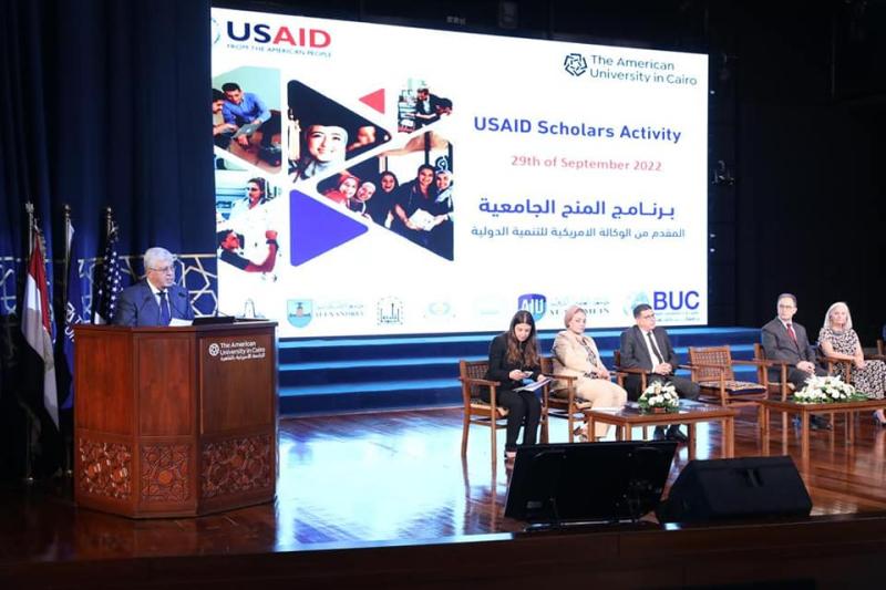 وزير التعليم العالي يشهد فعاليات استقبال الدفعة الثالثة من برنامج المنح الجامعية