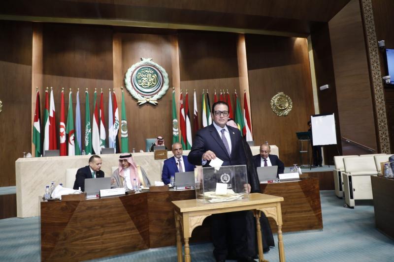 النائب علاء عابد