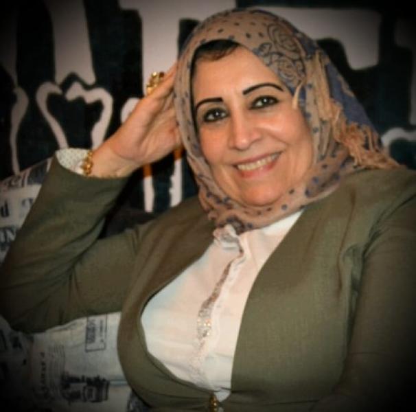 الكاتبة الصحفية أمال ربيع