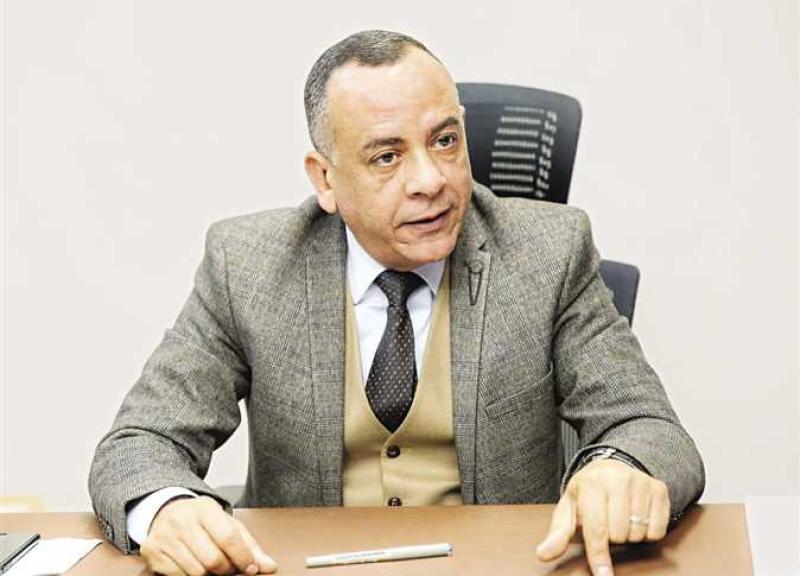 الدكتور مصطفى وزيرى 