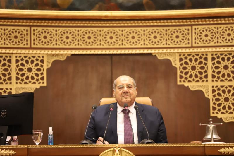 رئيس مجلس الشيو